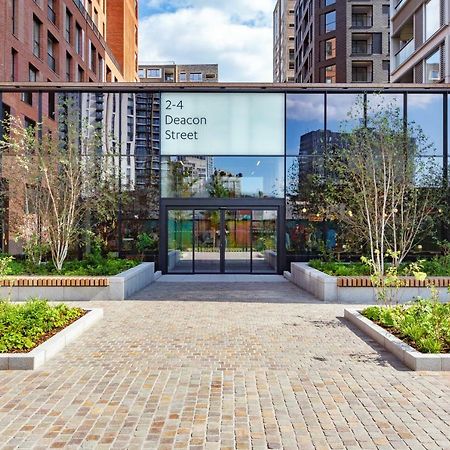 Two Bedroom Serviced Apartment With Balcony In Weymouth Building, Deacon Street London Exterior foto