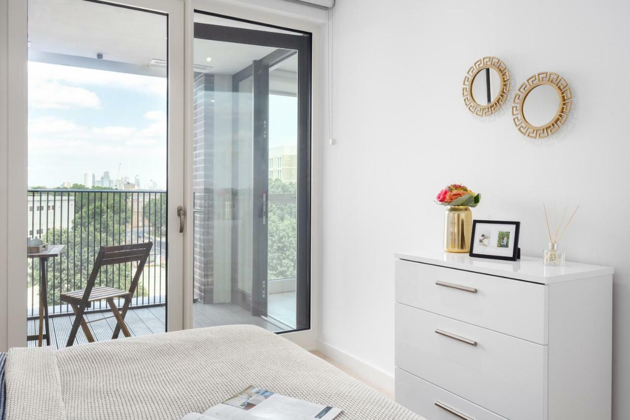 Two Bedroom Serviced Apartment With Balcony In Weymouth Building, Deacon Street London Exterior foto