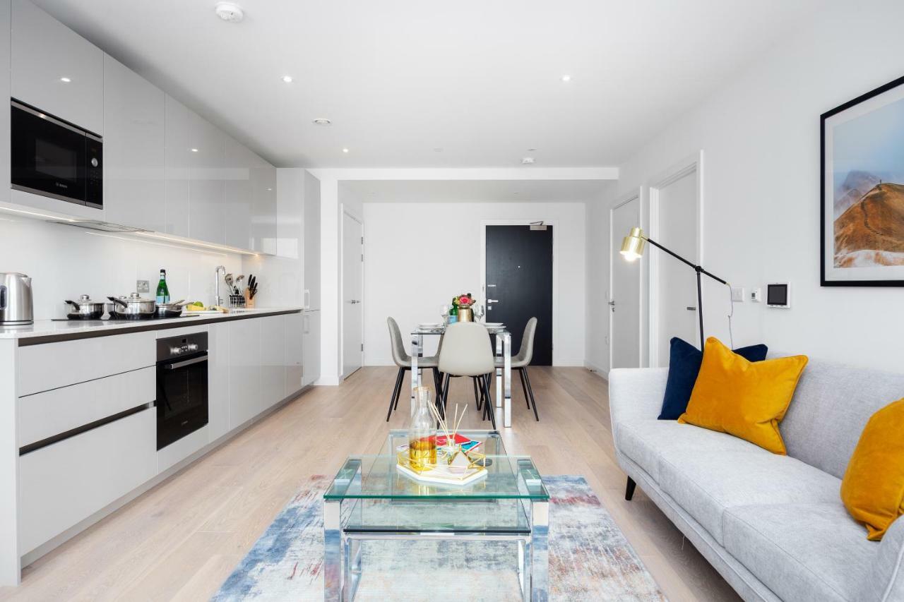 Two Bedroom Serviced Apartment With Balcony In Weymouth Building, Deacon Street London Exterior foto