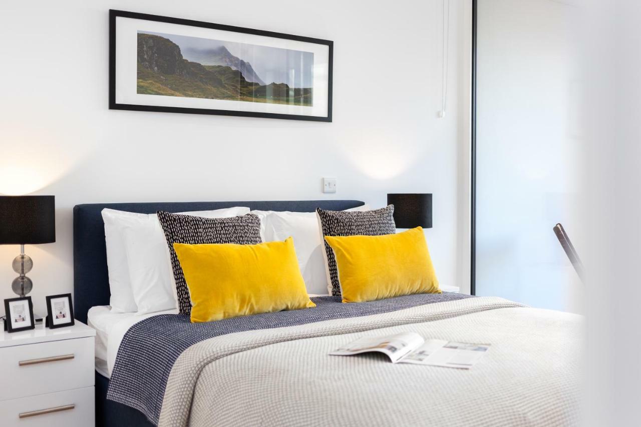 Two Bedroom Serviced Apartment With Balcony In Weymouth Building, Deacon Street London Exterior foto